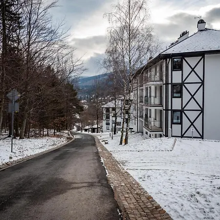 Na Skraju Apartamento Świeradów-Zdrój